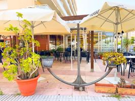 ¡OPORTUNIDAD UNICA !!! RESTAURANTE EN FUNCIONAMIENTO Y MUY RENTABLE EN EL CENTRO DE LA PINEDA photo 0