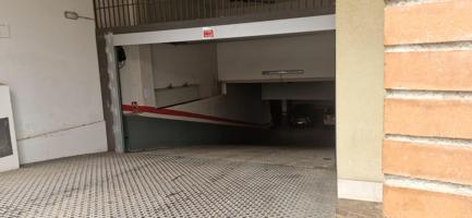 Oportunidad de Inversión: Plaza de Parking en el Centro de Reus photo 0