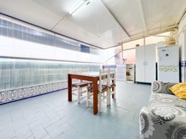 Ático en venta en Viladecans con terraza climatizada, chimenea, ascensor y luz natural. photo 0