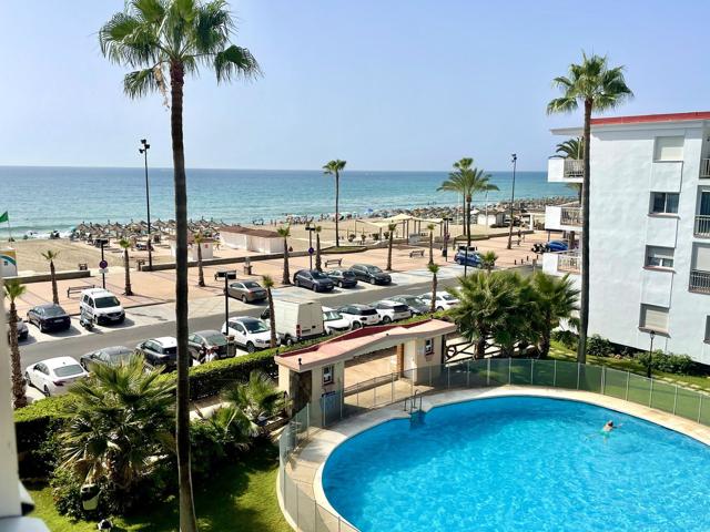 Piso En venta en Passeo Maritimo Rey De España. 29640, Fuengirola (málaga)los Boliches, Fuengirola photo 0