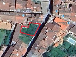 Suelo urbano residencial en Olot. photo 0
