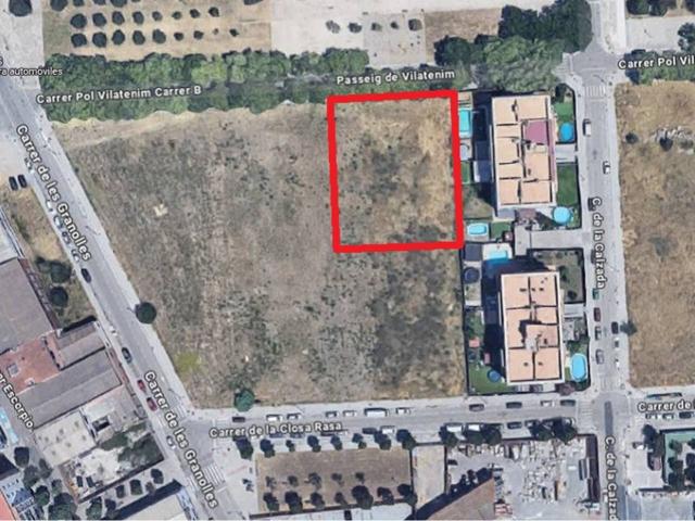Suelo urbano residencial en Vilatenim en Figueres. photo 0