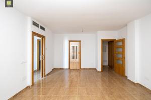 !! FANTÁSTICA VIVIENDA A ESTRENAR CON GARAJE !! photo 0