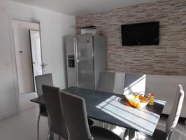 AOC VENDE CASA INDEPENDIENTE EN TERRENO DE 2797M2, CON PISCINA Y GARAGE photo 0