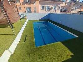 AOC VENDE CHALET EN YELES: 3 HAB, BAÑO Y ASEO, GARAGE Y PISCINA photo 0