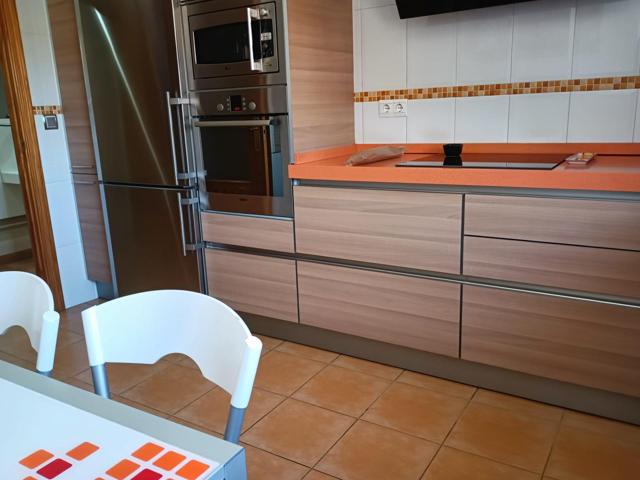 AOC VENDE, PISO DÚPLEX 3HAB, 2 BAÑOS EN EL CORAZÓN DE CASARRUBUELOS photo 0