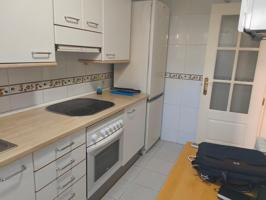 AOC VENDE PISO EN BARRIO SANTA BARBARA, 2 HAB, 1 BAÑO, 1 ASEO Y GARAJE photo 0