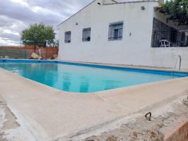 AOC VENDE EN EXCLUSIVA CASA DE 3 HABITACIONES, 1 BAÑO, CHIMENEA EN COMEDOR Y PISCINA photo 0