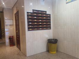 AOC VENDE EN EXCLUSIVA PISO 3 HABITACIONES, 1 BAÑO, TERRAZA Y ASCENSOR photo 0