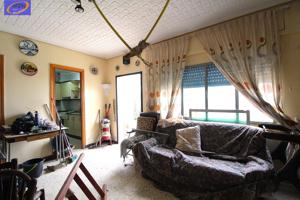CASITA DE PUEBLO PARA HACERLA A TU GUSTO EN MONTROY photo 0