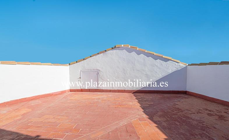 ÁTICO DUPLEX DE 5 HAB. ZONA DE C-. JUEGO DE PELOTA por 155.000 EUROS. photo 0