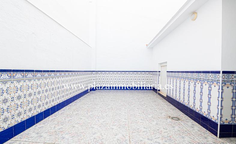 PISO DE 2 HAB. (CON ASCENSOR). ZONA C-. JUEGO DE PELOTA por 85.000 EUROS. photo 0