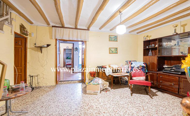 CASA DE 3 HAB. ZONA C-. ARÉVALO por 70.000 EUROS. photo 0