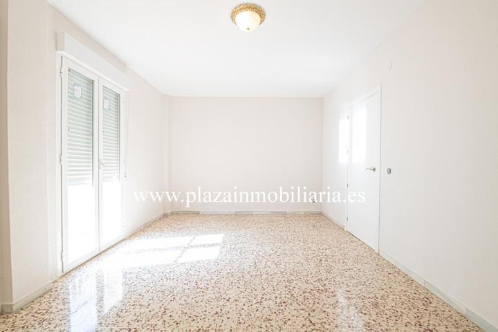 PISO DE 3 HAB. ZONA C-. CABRILLANA por 88.000 EUROS. photo 0