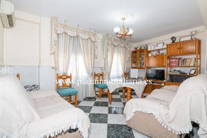 PISO BAJO DE 3 HAB. ZONA C-. MAQUEDANO por 85.000 EUROS. photo 0