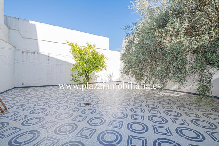 CASA DE 5 HAB. ZONA C-. EL PESO por 200.000 EUROS. photo 0