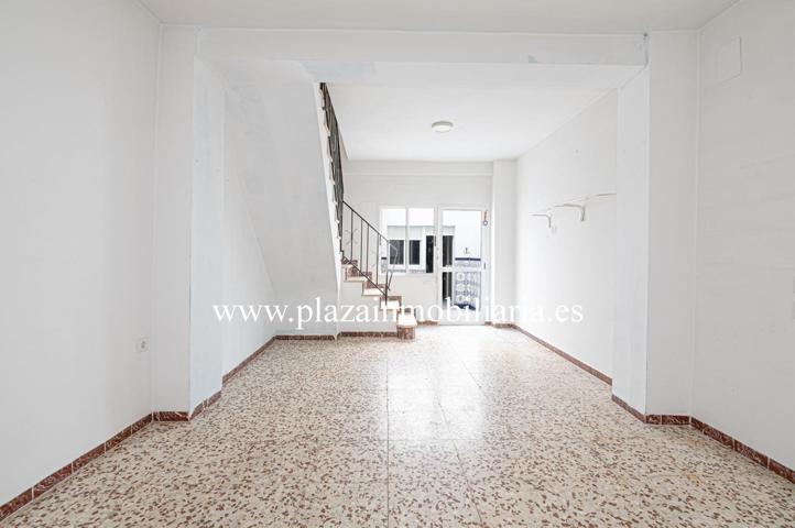 CASA DE 5 HAB. ZONA C-. ARÉVALO por 180.000 EUROS. photo 0