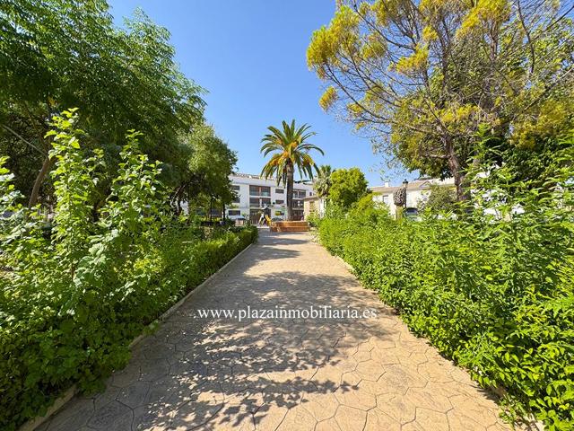 CASA DE 4 HAB. ZONA PLAZA DE LA FUENSANTA por 250.000 EUROS. photo 0