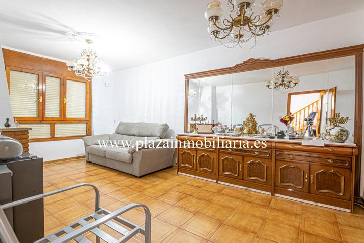 CASA DE 5 HAB. ZONA BAR EL TROPEZÓN por 165.000 EUROS. photo 0