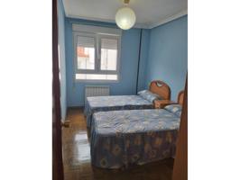 Venta de piso en Pumarín-Teatinos, Oviedo photo 0