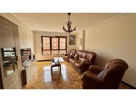 Venta de piso en Oviedo photo 0