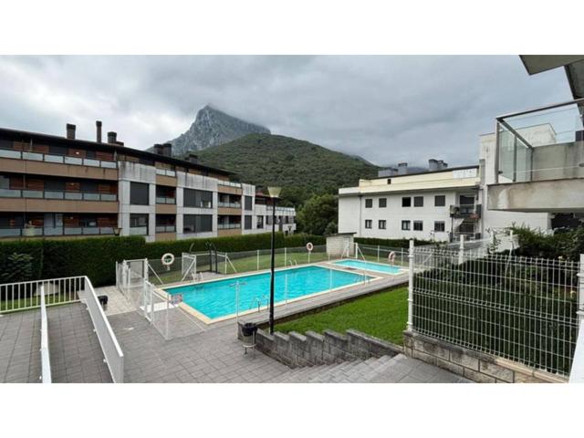 Piso de 2 habitaciones en el centro de Ramales, con todos kos servicios a un pasl photo 0