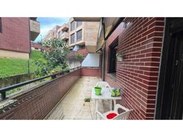 Bajo de 2 habitaciones y 2 baños en el centro de ramales photo 0