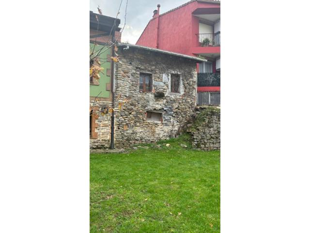 Casa en Lanestosa de tres plantas para reformar con múltiples posibilidades photo 0