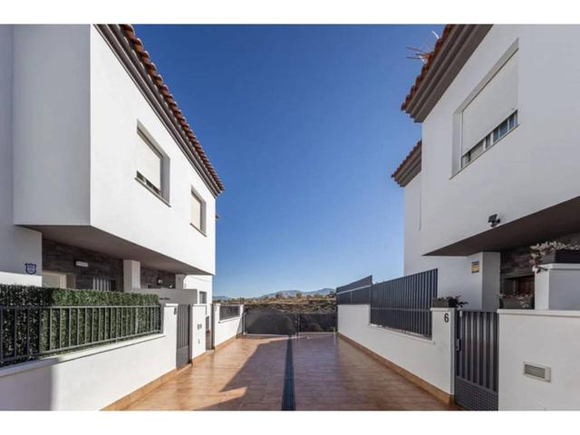 Casas de más de 250 m² desde 220.000 € photo 0