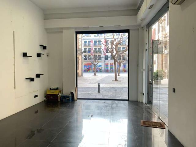 Local comercial en PLaza del Pilar. photo 0