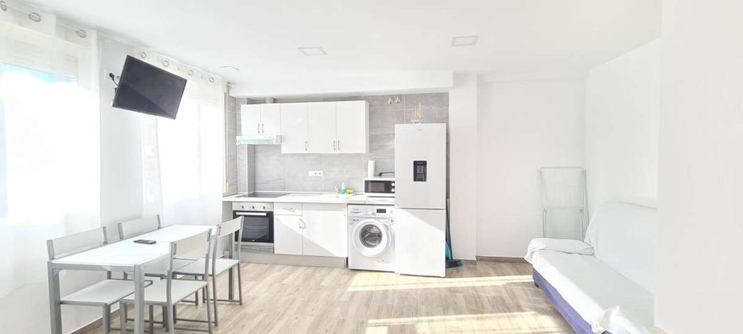 Alquiler de estudio por temporada en el Cabañal photo 0