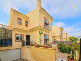 Chalet unifamiliar en venta en La Almadraba-Coveta Fumà-Amerador photo 0
