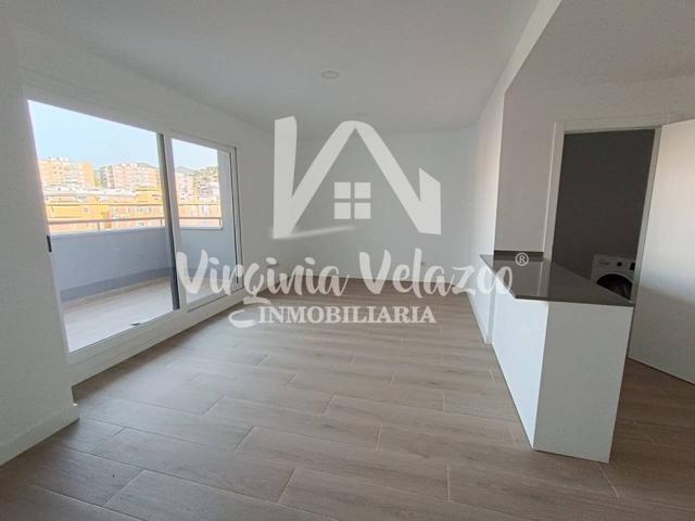 PISO EN VENTA A ESRTENAR EN MALAGA photo 0