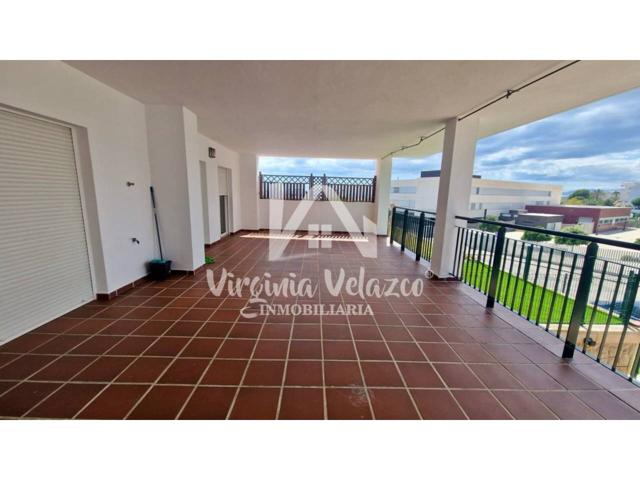 Piso en venta en Torre de Benagalbon photo 0