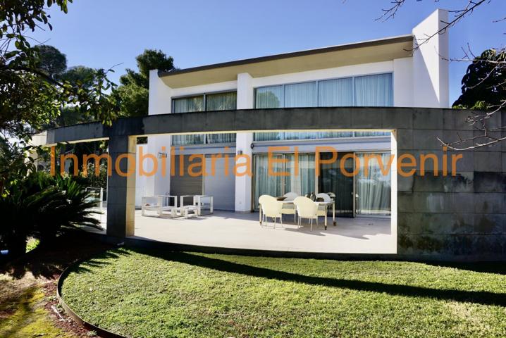 Unifamiliar En venta en El Vedat, Torrent photo 0