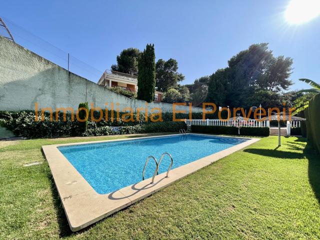 Unifamiliar Pareada En alquiler en Zona El Vedat-Santa Apolonia, Torrent photo 0