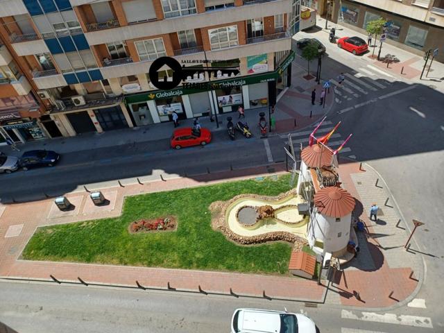 INMOBILIARIA TEJARES VENDE ESTUPENDO PISO EN EL MOLINO DE LA FERIA photo 0