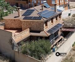 INMOBILIARIA TEJARES VENDE CHALET ADOSADO DE LUJO EN TOBARRA photo 0