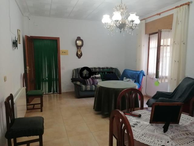 INMOBILIARIA TEJARES VENDE CASA EN VALDEGANGA photo 0