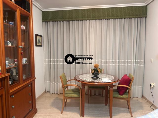 INMOBILIARIA TEJARES VENDE ESTUPENDO PISO EN LA PLAZA DE LA CATEDRAL photo 0