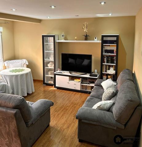 INMOBILIARIA TEJARES VENDE PISO TOTALMENTE REFORMADO ZONA FRANCISCANOS photo 0