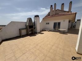 INMOBILIARIA TEJARES ALQUILA ÁTICO DUPLEX ZONA CARREFOUR photo 0
