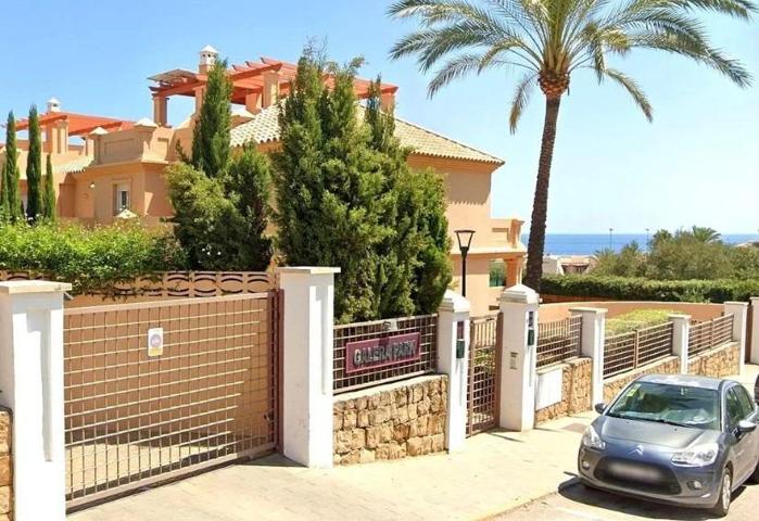 Chalet adosado en Urb. Marina Bay (Estepona) photo 0