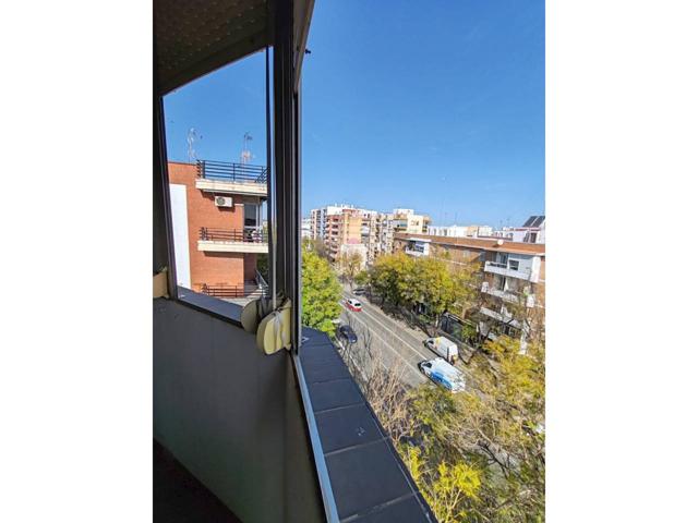 Piso para reformar totalmente exterior con terraza photo 0