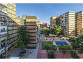 Amplio piso con mucha luz y con ascensor photo 0