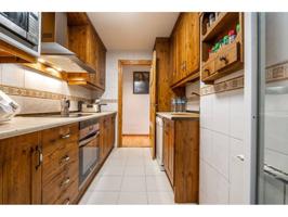 Piso en venta en Zona Parque de la Ermita photo 0