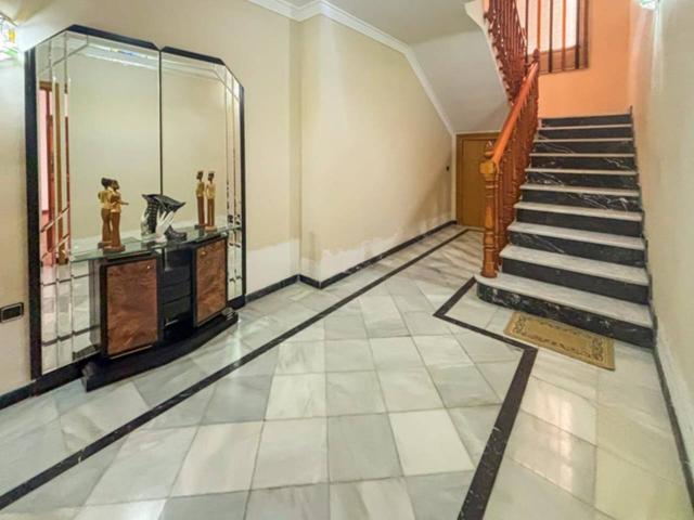 Casa en venta en Atarfe photo 0