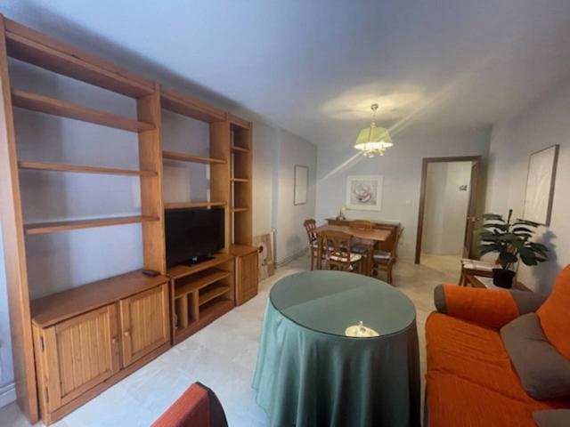 Bonito piso luminoso y reformado !! photo 0