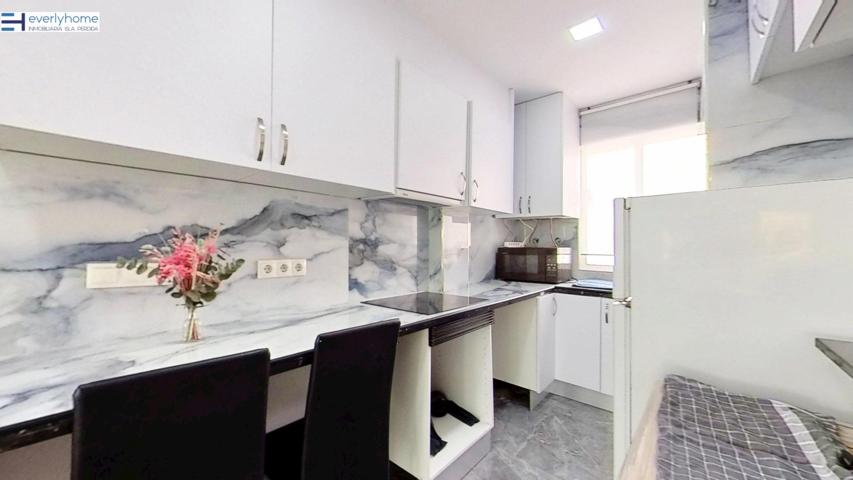 VIVIENDA EN VENTA EN EL BARRIO DE LA ISLA PERDIDA - AV. BLASCO IBAÑEZ photo 0