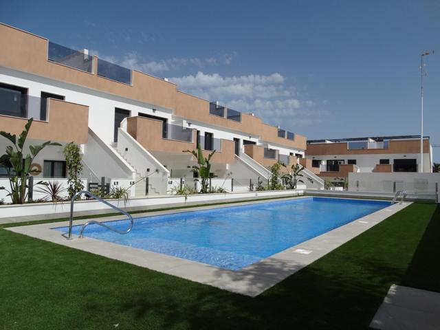 Bungalows de Obra Nueva con Solárium o Jardín en Pilar de la Horadada photo 0
